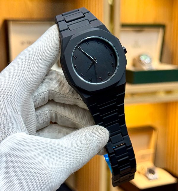 BLACK AURA Watch